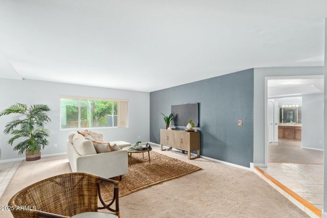 18585 N 70TH Avenue, Glendale, AZ 85308