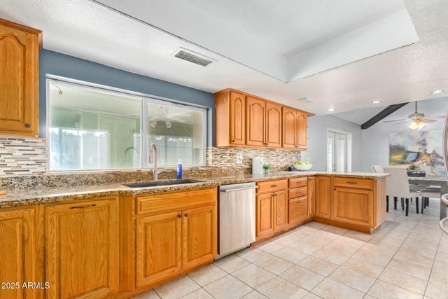 18585 N 70TH Avenue, Glendale, AZ 85308