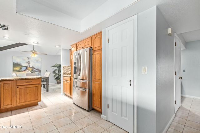 18585 N 70TH Avenue, Glendale, AZ 85308