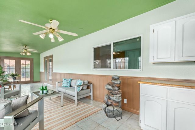 18585 N 70TH Avenue, Glendale, AZ 85308