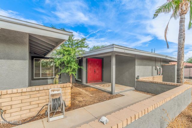 18585 N 70TH Avenue, Glendale, AZ 85308