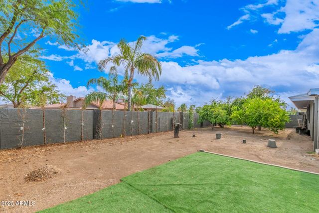 18585 N 70TH Avenue, Glendale, AZ 85308