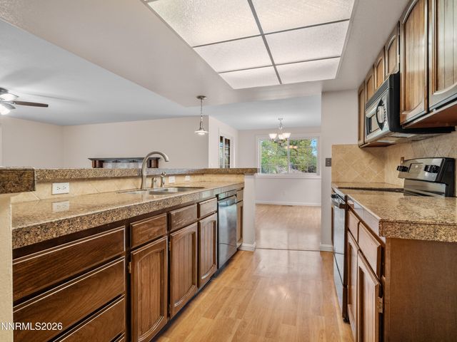 12745 Thomas Creek Road, Reno, NV 89511