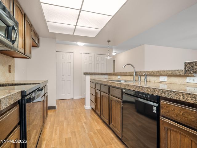 12745 Thomas Creek Road, Reno, NV 89511