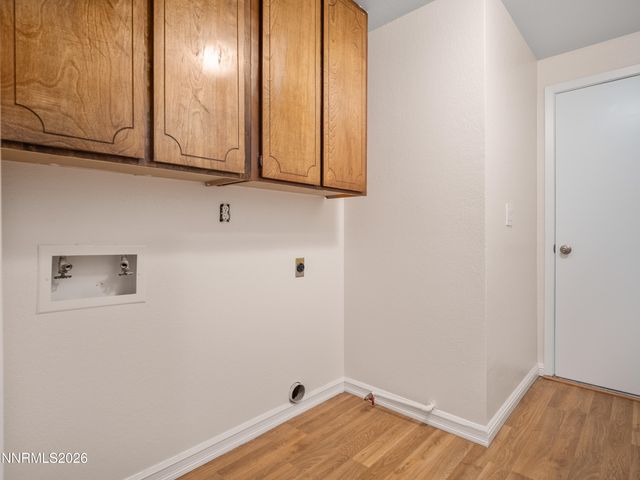 12745 Thomas Creek Road, Reno, NV 89511