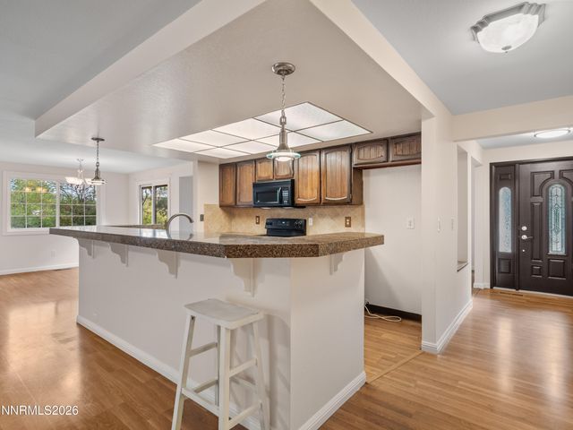 12745 Thomas Creek Road, Reno, NV 89511