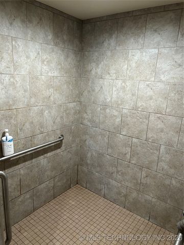 25044 S 145th E, Webbers Falls, OK 74470