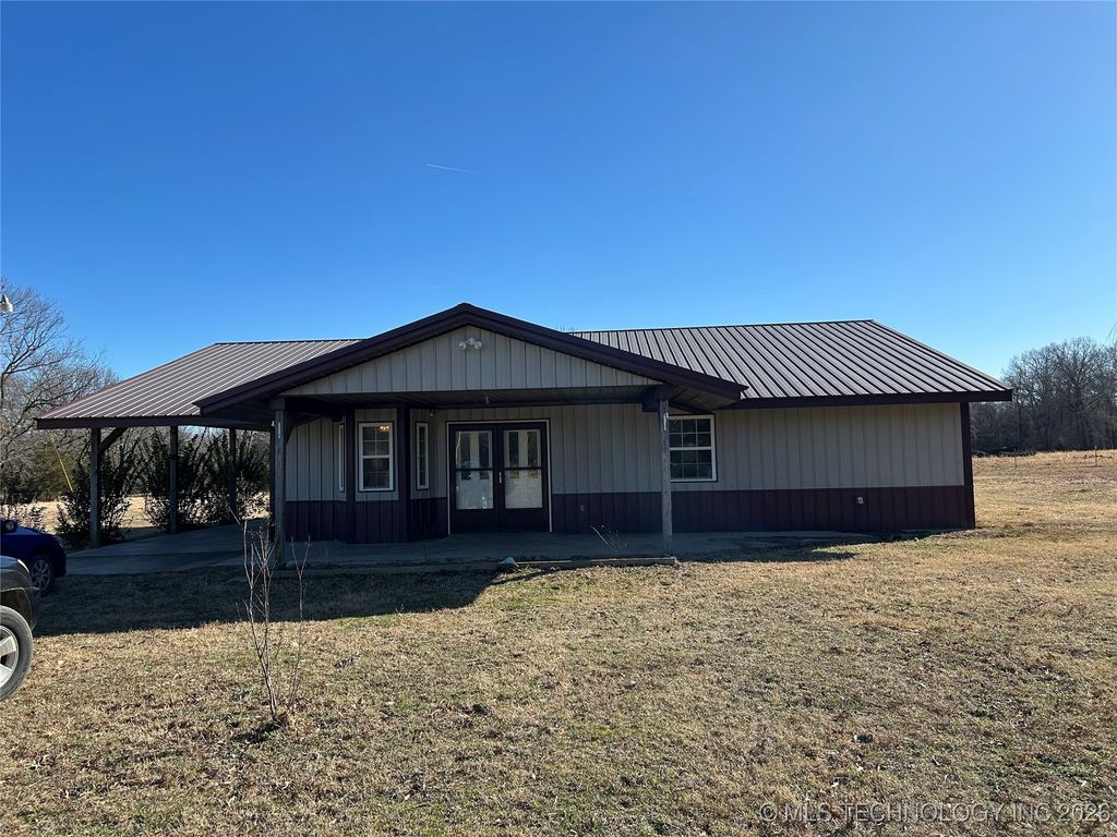 25044 S 145th E, Webbers Falls, OK 74470