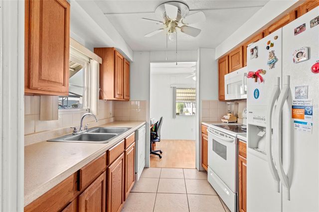 6609 NEW JERSEY STREET, Bradenton, FL 34207