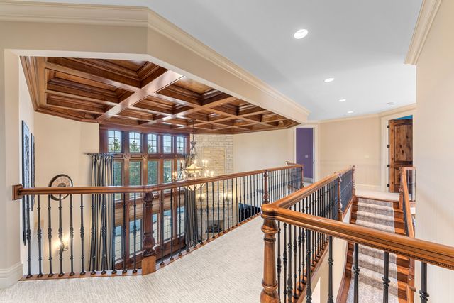 1533 Park West Circle, Munster, IN 46321