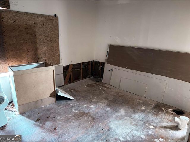 1480 Pineview Lane NW, Conyers, GA 30012