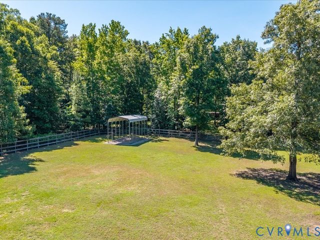 9740 Beaver Bridge Rd, Chesterfield, VA 23838