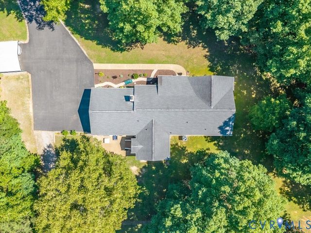 9740 Beaver Bridge Rd, Chesterfield, VA 23838
