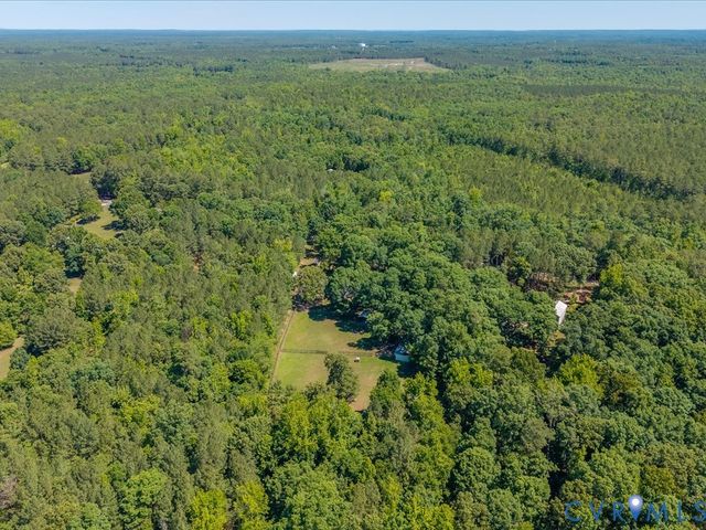 9740 Beaver Bridge Rd, Chesterfield, VA 23838