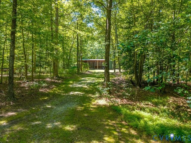 9740 Beaver Bridge Rd, Chesterfield, VA 23838