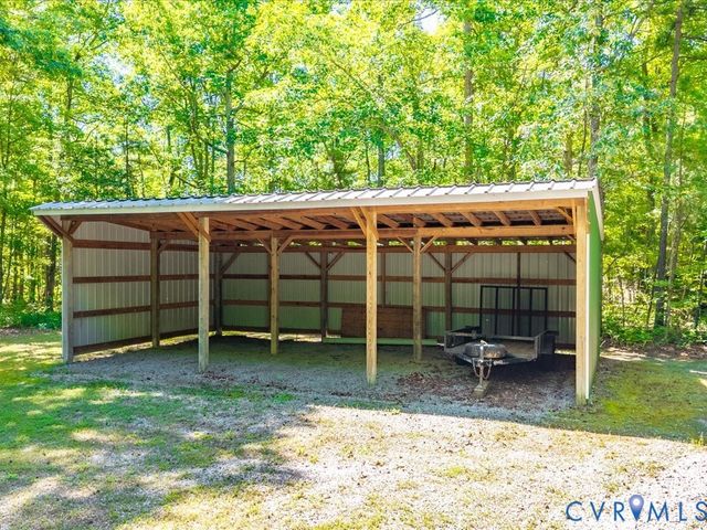 9740 Beaver Bridge Rd, Chesterfield, VA 23838