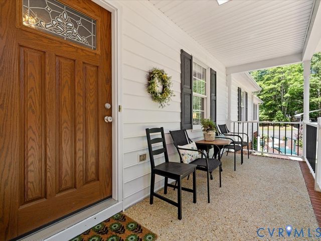 9740 Beaver Bridge Rd, Chesterfield, VA 23838