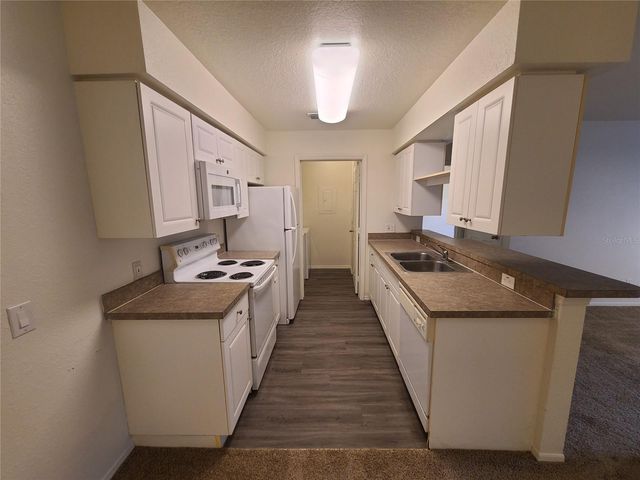 36232 MISTY OAKS DRIVE 103, Zephyrhills, FL 33541