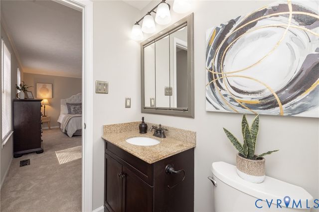 9509 Steamboat Dr, Glen Allen, VA 23060