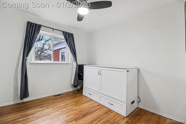 2810 Rhodes Drive, Troy, MI 48083