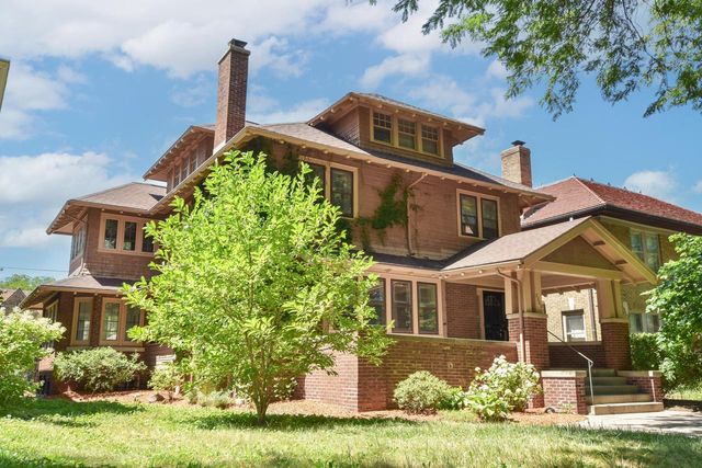2565 N Grant BOULEVARD, Milwaukee, WI 53210