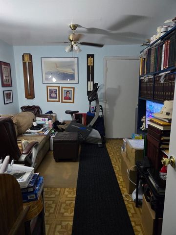 18977 NW 63rd Ct Circle, Miami Gardens, FL 33015