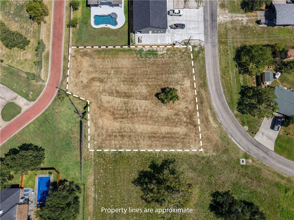 1502 / 1506 Cherry St, Rockport, TX 78382 — photo 4