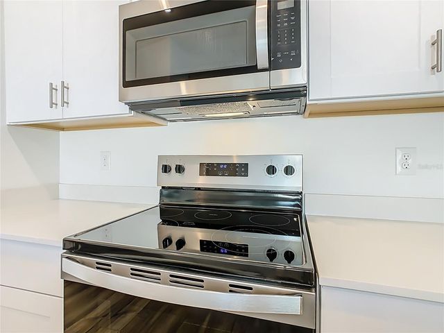 4711 ROLLING LAKE LANE, Davenport, FL 33837