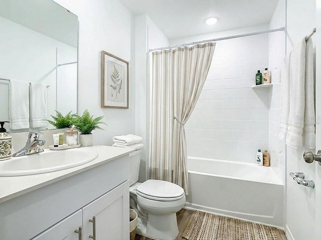 4711 ROLLING LAKE LANE, Davenport, FL 33837