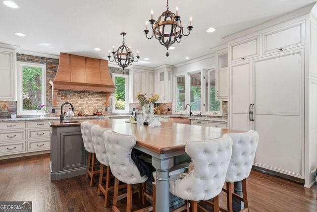 630 Danas Ridge Drive, Roswell, GA 30075