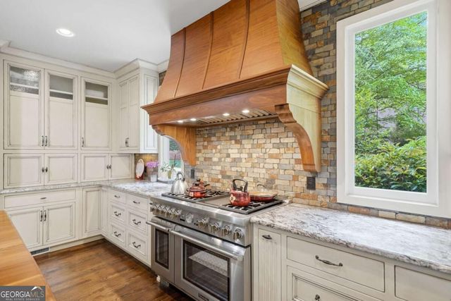 630 Danas Ridge Drive, Roswell, GA 30075