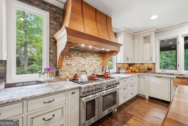 630 Danas Ridge Drive, Roswell, GA 30075