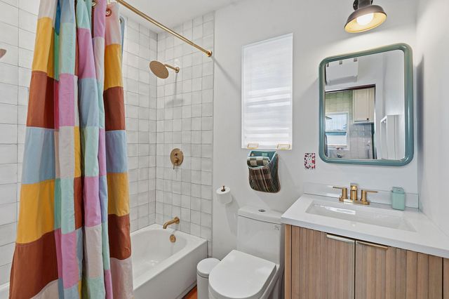 2519 E 4th ST 2, Austin, TX 78702