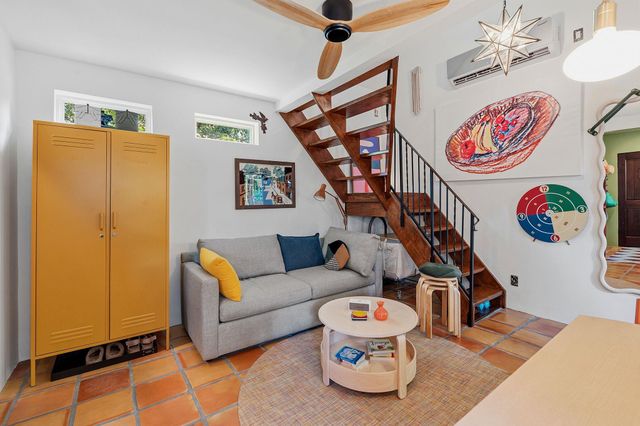 2519 E 4th ST 2, Austin, TX 78702