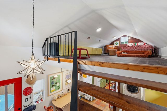2519 E 4th ST 2, Austin, TX 78702