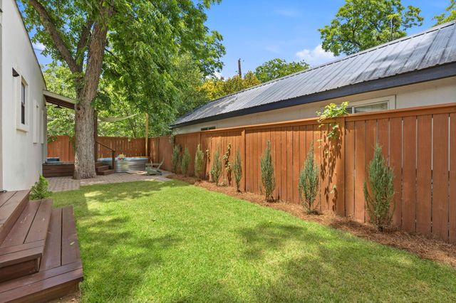 2519 E 4th ST 2, Austin, TX 78702