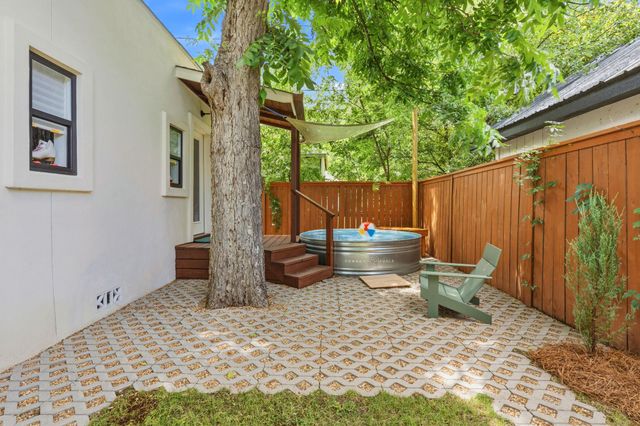 2519 E 4th ST 2, Austin, TX 78702