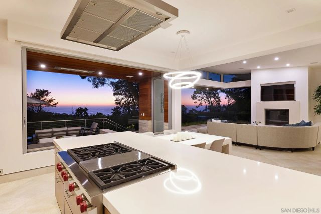 116 Nob Ave, Del Mar, CA 92014