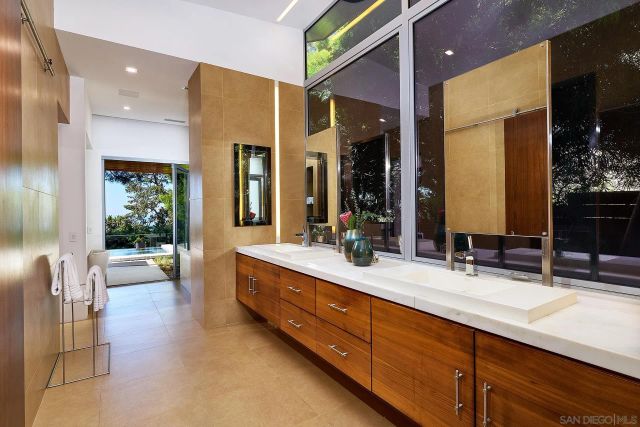 116 Nob Ave, Del Mar, CA 92014