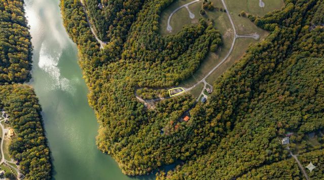 90 Paradise Alley, Russell Springs, KY 42642