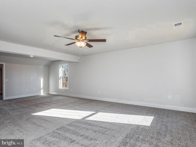 247 RICHARDS FERRY RD, Fredericksburg, VA 22406