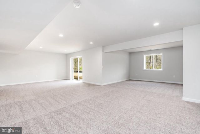 247 RICHARDS FERRY RD, Fredericksburg, VA 22406