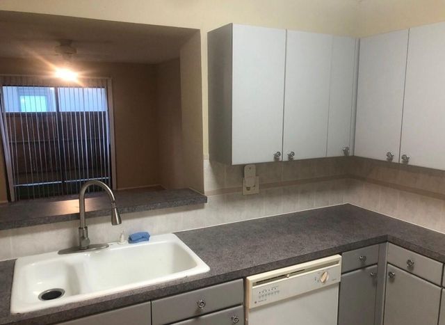 3300 Pebblebrook Drive 75, Seabrook, TX 77586