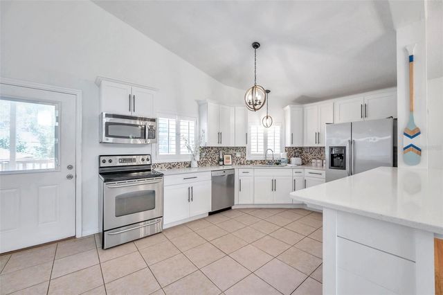 1261 12TH COURT SW, Largo, FL 33770