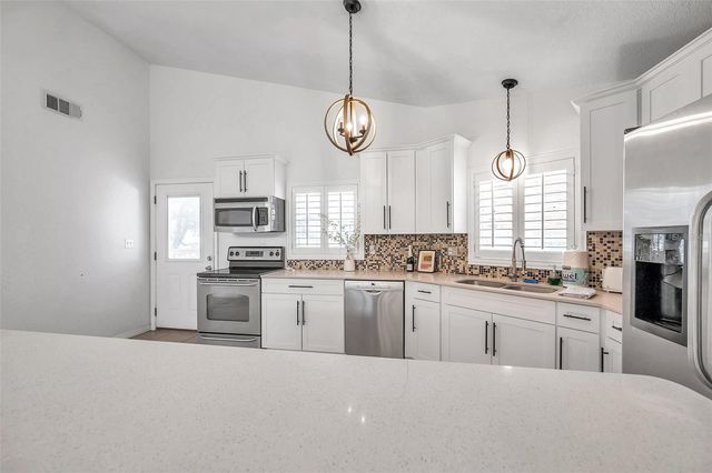 1261 12TH COURT SW, Largo, FL 33770