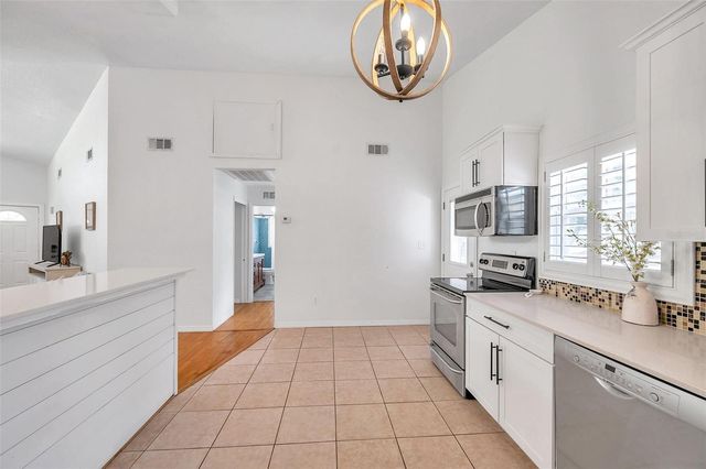 1261 12TH COURT SW, Largo, FL 33770