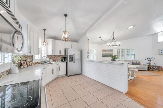 1261 12TH COURT SW, Largo, FL 33770