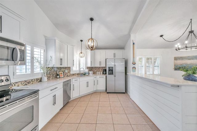 1261 12TH COURT SW, Largo, FL 33770