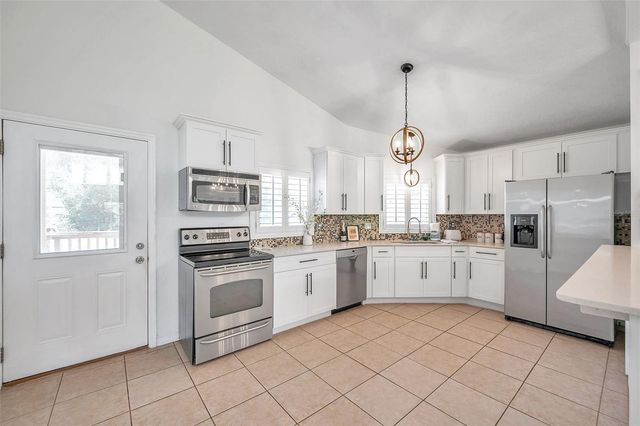 1261 12TH COURT SW, Largo, FL 33770