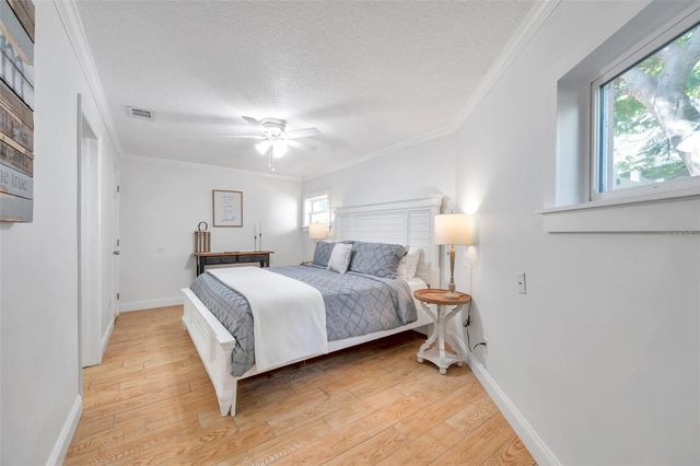 1261 12TH COURT SW, Largo, FL 33770